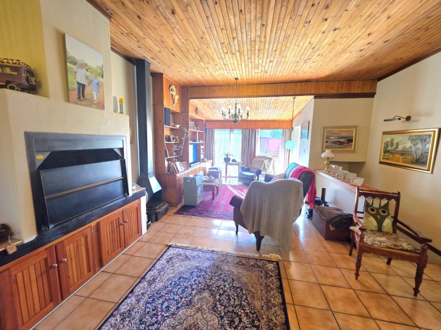 8 Bedroom Property for Sale in Bethlehem Free State
